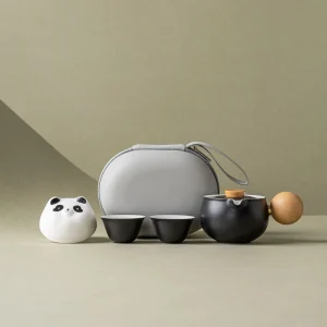 "Panda Pour" - Portable Tea Set With Rotating Strainer
